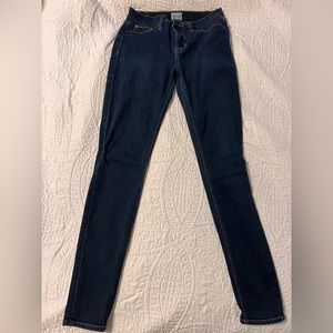 Size 26 Hudson Nico Midrise Super Skinny Jeans